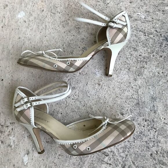Burberry plaid heels   - Picture 1 of 4